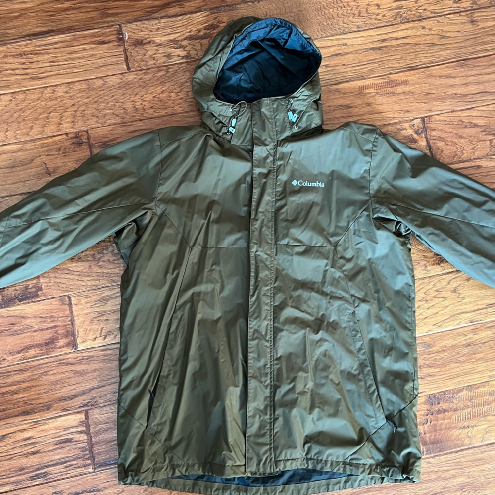 Columbia Men’s Outer Sell Coat/Jacket. XLT (XLarge Tall). Forest green.